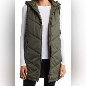 Z by Zella Olive Green Puffer Hooded Sleeveless Vest Size Large